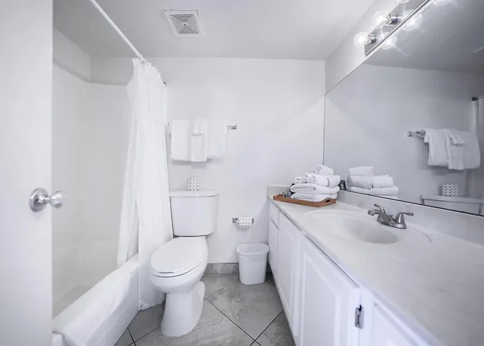 224 Fully Furnished, Wifi Included Apartment Scottsdale