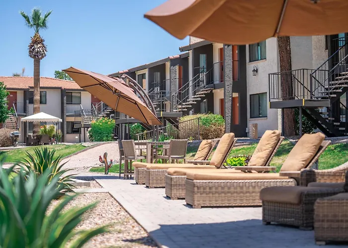 224 Fully Furnished, Wifi Included Apartment Scottsdale